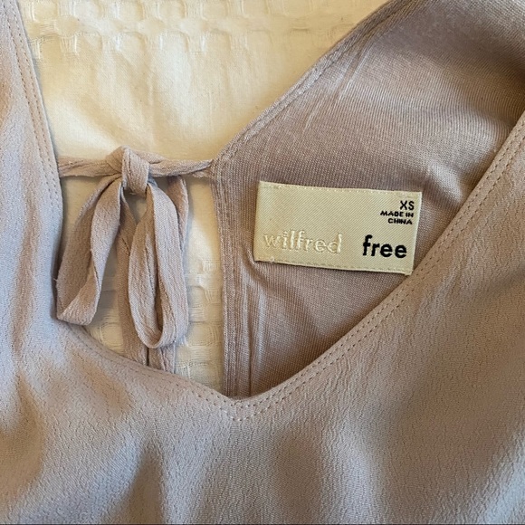Aritzia open back top - Picture 3 of 3